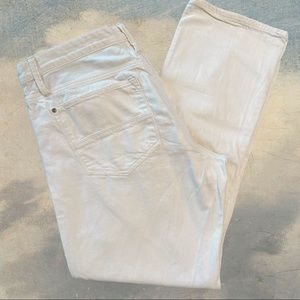 GAP 1969 Off White Distressed Boyfriend Jean